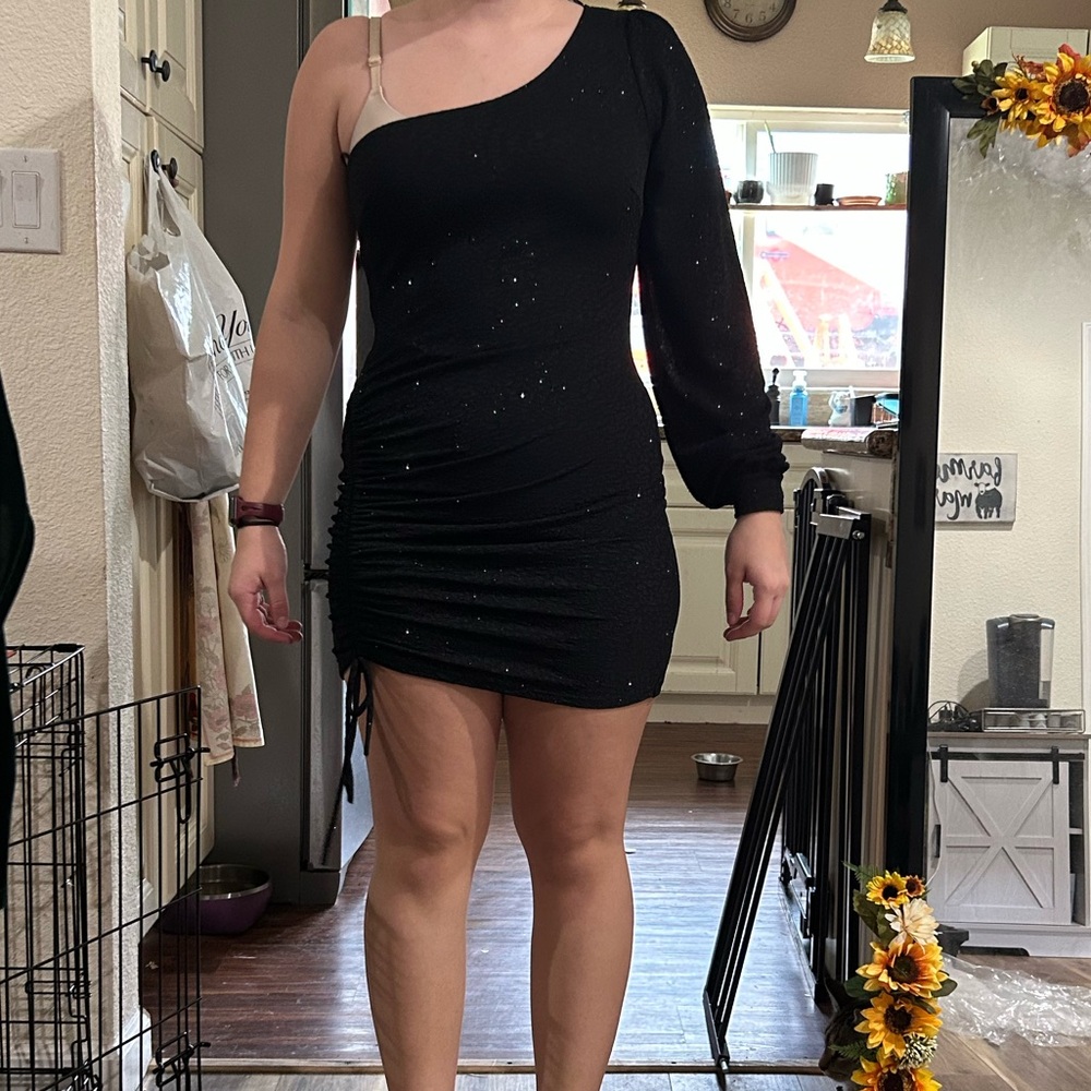 Black Windsor one sleeve formal dress